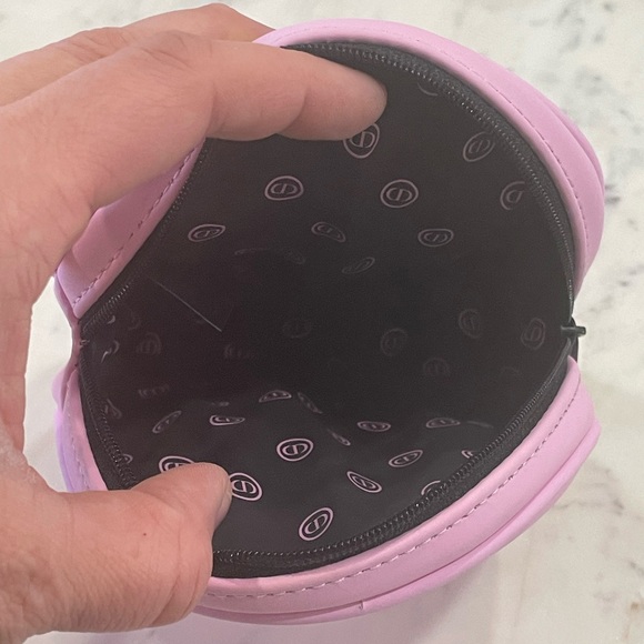 Dior Round Cosmetic Perfume Makeup Bag Pouch Pink Jewelry Travel Case Bag 5” W - Picture 10 of 13